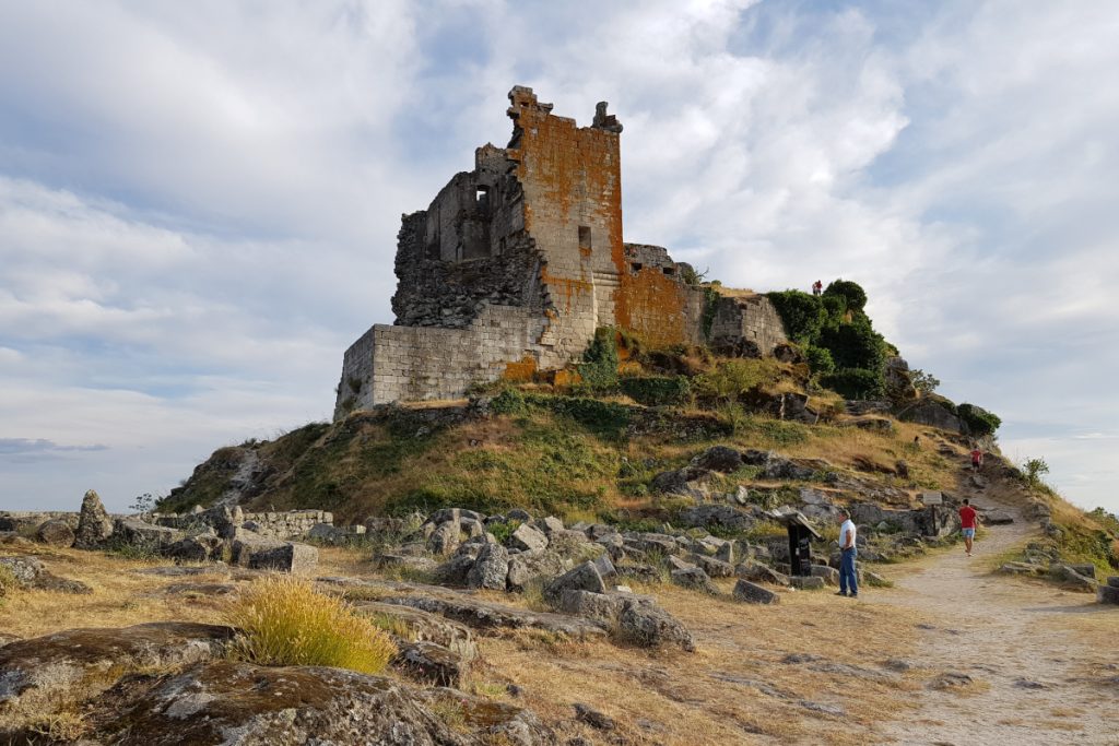 Ontdek samen met Anouschka de ongerepte fiets- en wandelroutes van de Spaanse regio Extremadura.