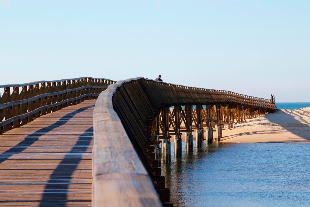 De Andalusische provincie Huelva kent meer dan 600 kilometer aan fiets- en wandelmogelijkheden. Marion vertelt je meer daarover in haar lezing over de Costa de La Luz.