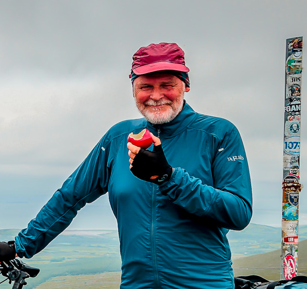 Kees Lucassen op de Conor Pass on Dingle